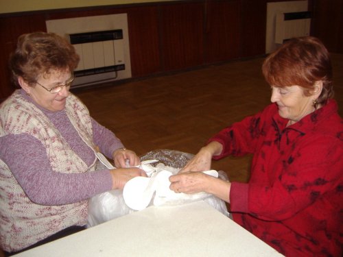 Klub dobré pohody - Výroba adventních věnečků - 13.12.2007